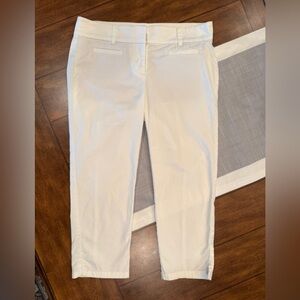 Ann Taylor Women’s White Capris